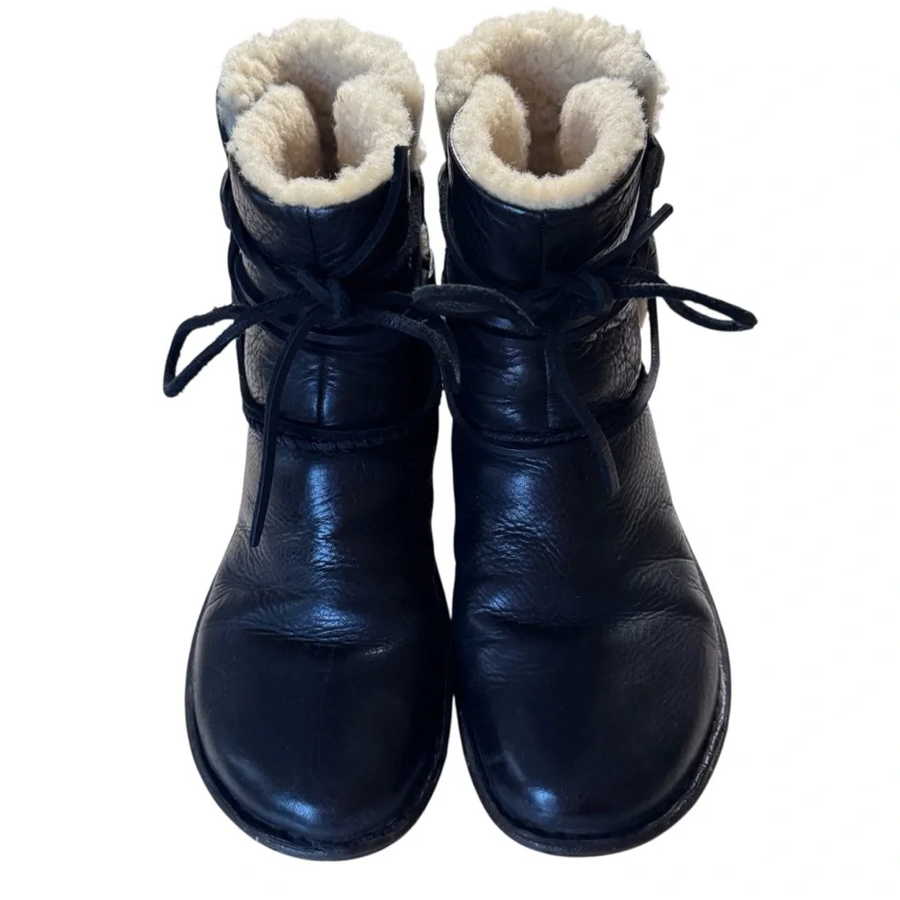UGG Australia Caspia Black Leather Winter Ankle Boots Size 8